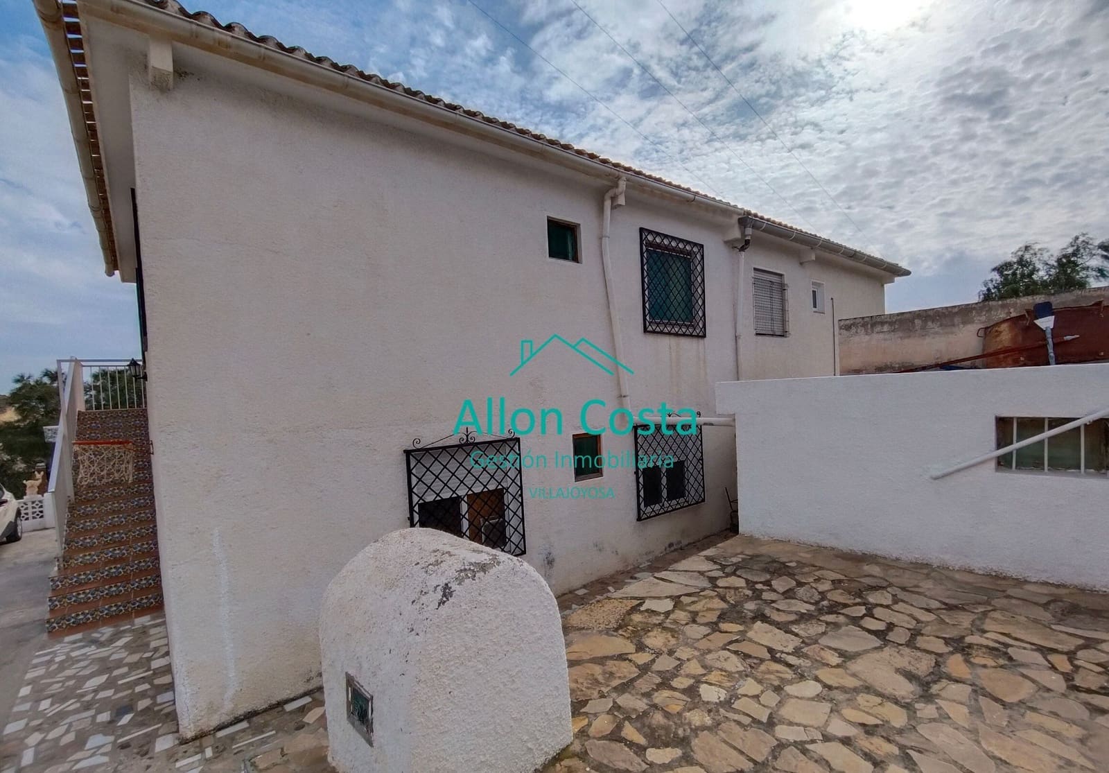 4 quarto Moradia Geminada para venda em El Campello - 285 000 € (Ref: 9918715)
