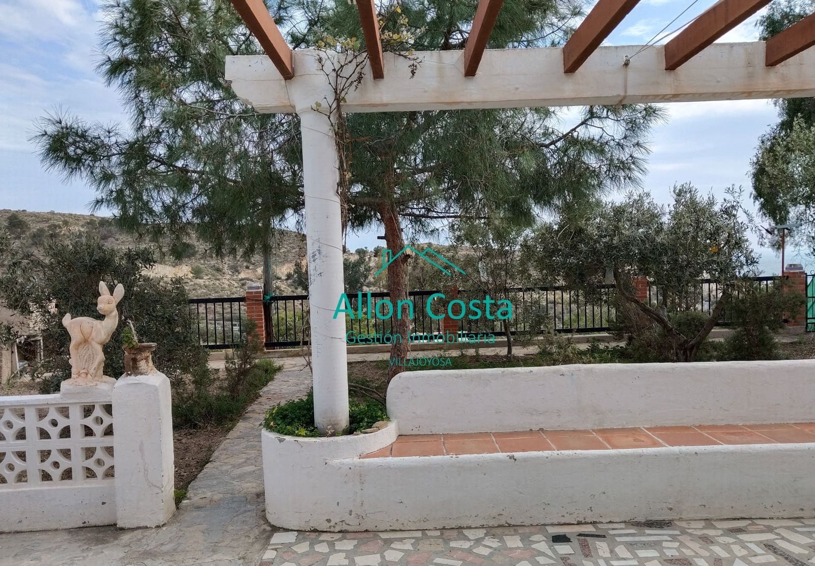 4 quarto Moradia Geminada para venda em El Campello - 285 000 € (Ref: 9918715)