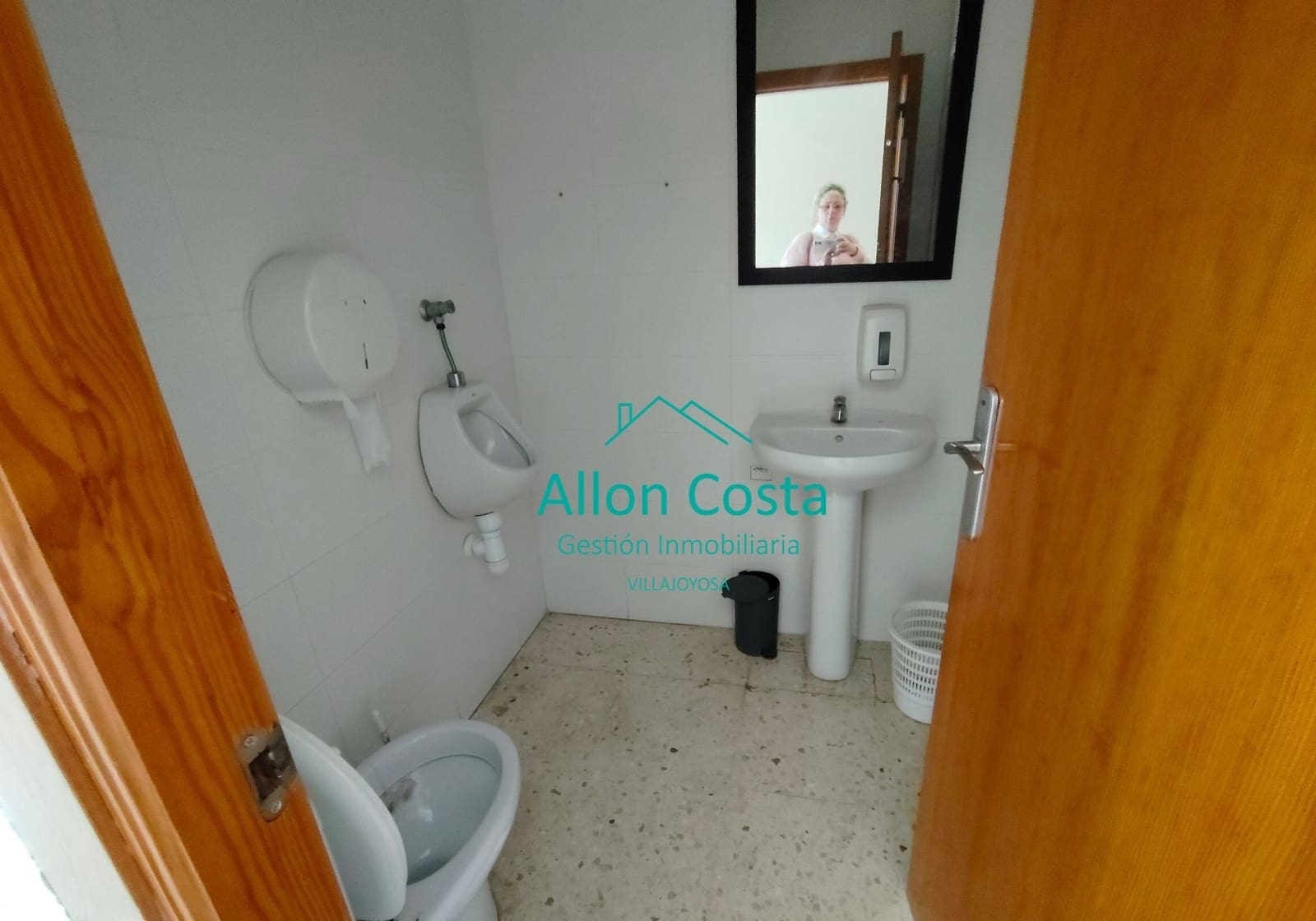 Comercial para venda em La Villajoyosa / Vila Joiosa - 325 000 € (Ref: 9918716)