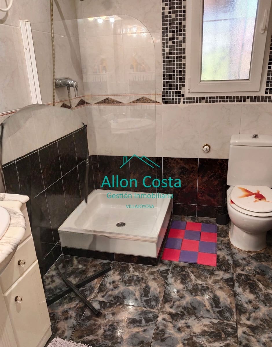 Chalet de 7 habitaciones en La Villajoyosa / Vila Joiosa en venta con piscina garaje - 470.000 € (Ref: 9918717)