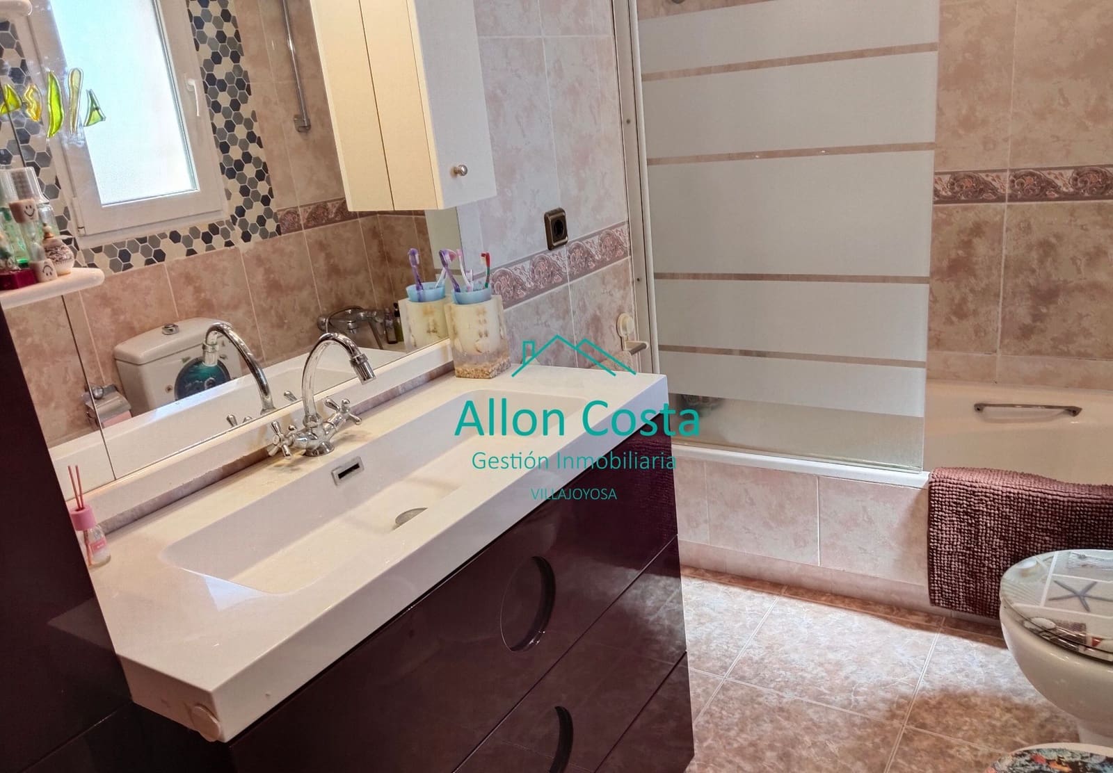 Chalet de 7 habitaciones en La Villajoyosa / Vila Joiosa en venta con piscina garaje - 470.000 € (Ref: 9918717)
