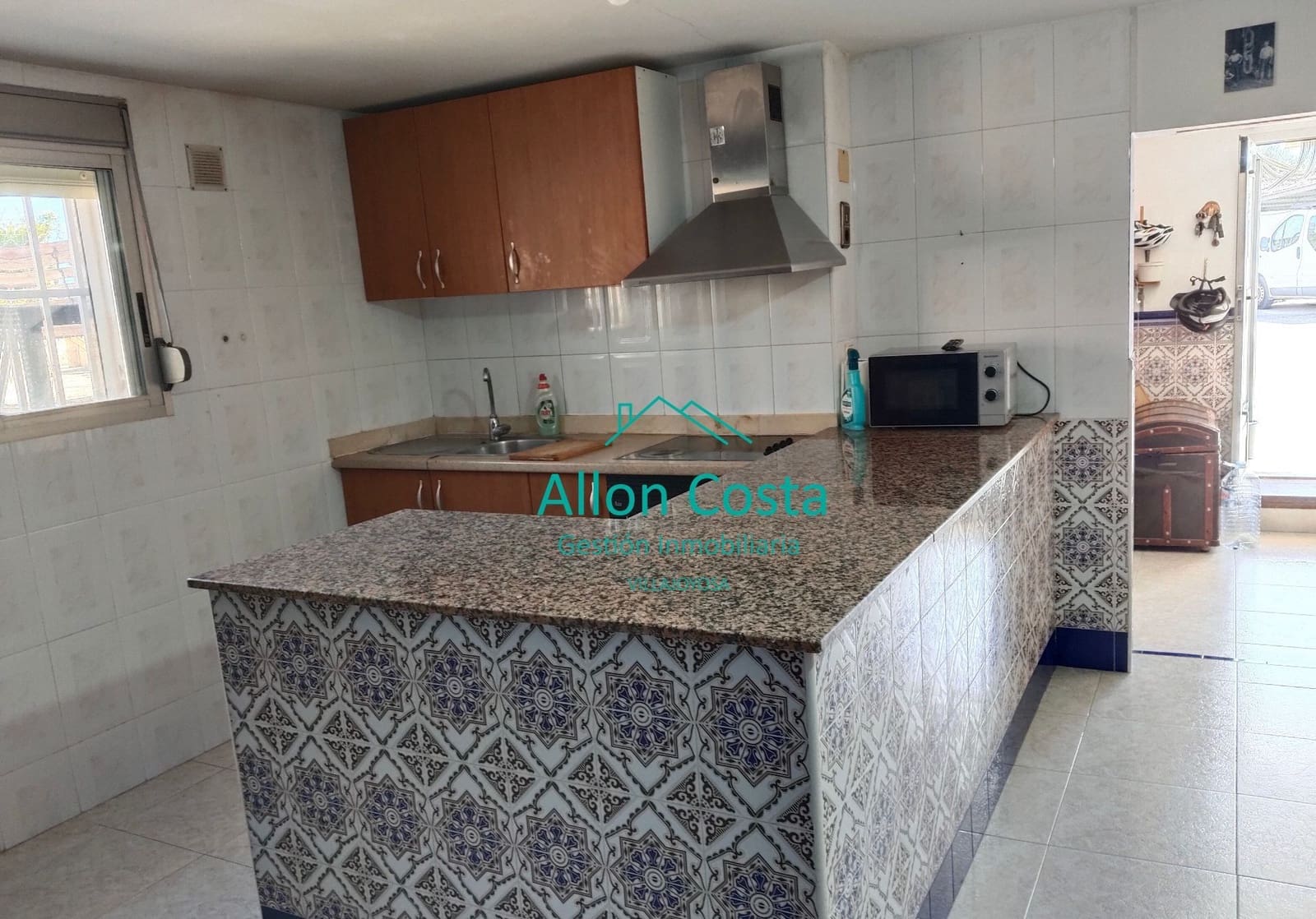 Chalet de 7 habitaciones en La Villajoyosa / Vila Joiosa en venta con piscina garaje - 470.000 € (Ref: 9918717)