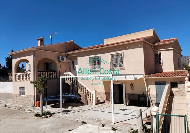 Chalet de 7 habitaciones en La Villajoyosa / Vila Joiosa en venta con piscina garaje - 470.000 € (Ref: 9918717)
