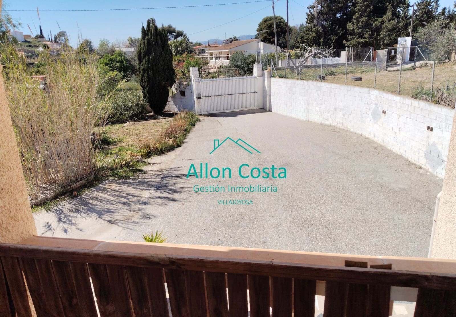 Chalet de 7 habitaciones en La Villajoyosa / Vila Joiosa en venta con piscina garaje - 470.000 € (Ref: 9918717)