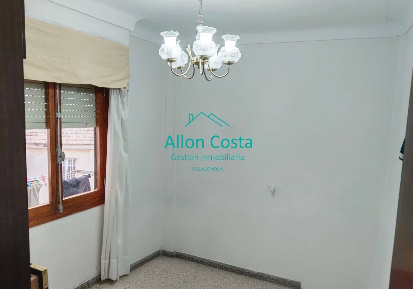 3 bedroom Flat for sale in La Villajoyosa / Vila Joiosa - € 165,000 (Ref: 9918723)