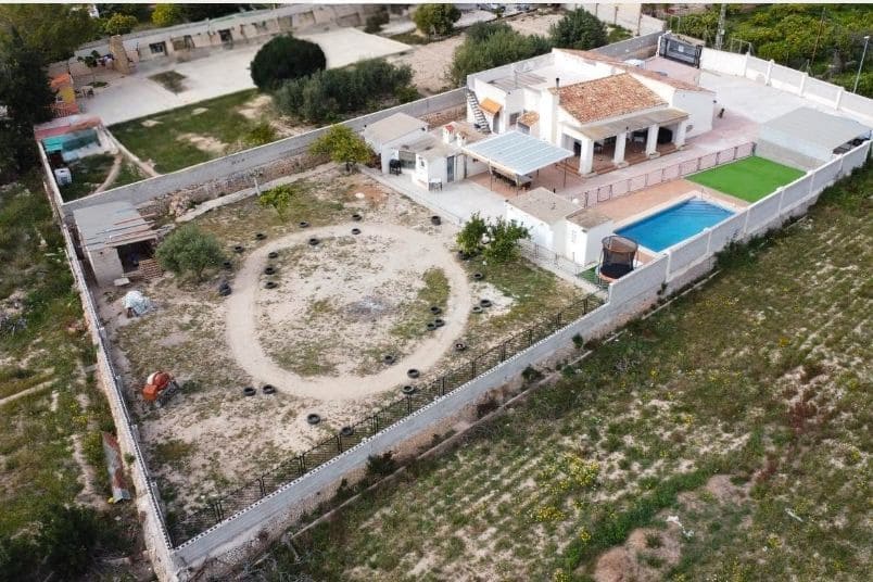 5 Zimmer Villa zu verkaufen in La Villajoyosa / Vila Joiosa mit Pool Garage - 390.000 € (Ref: 9918725)