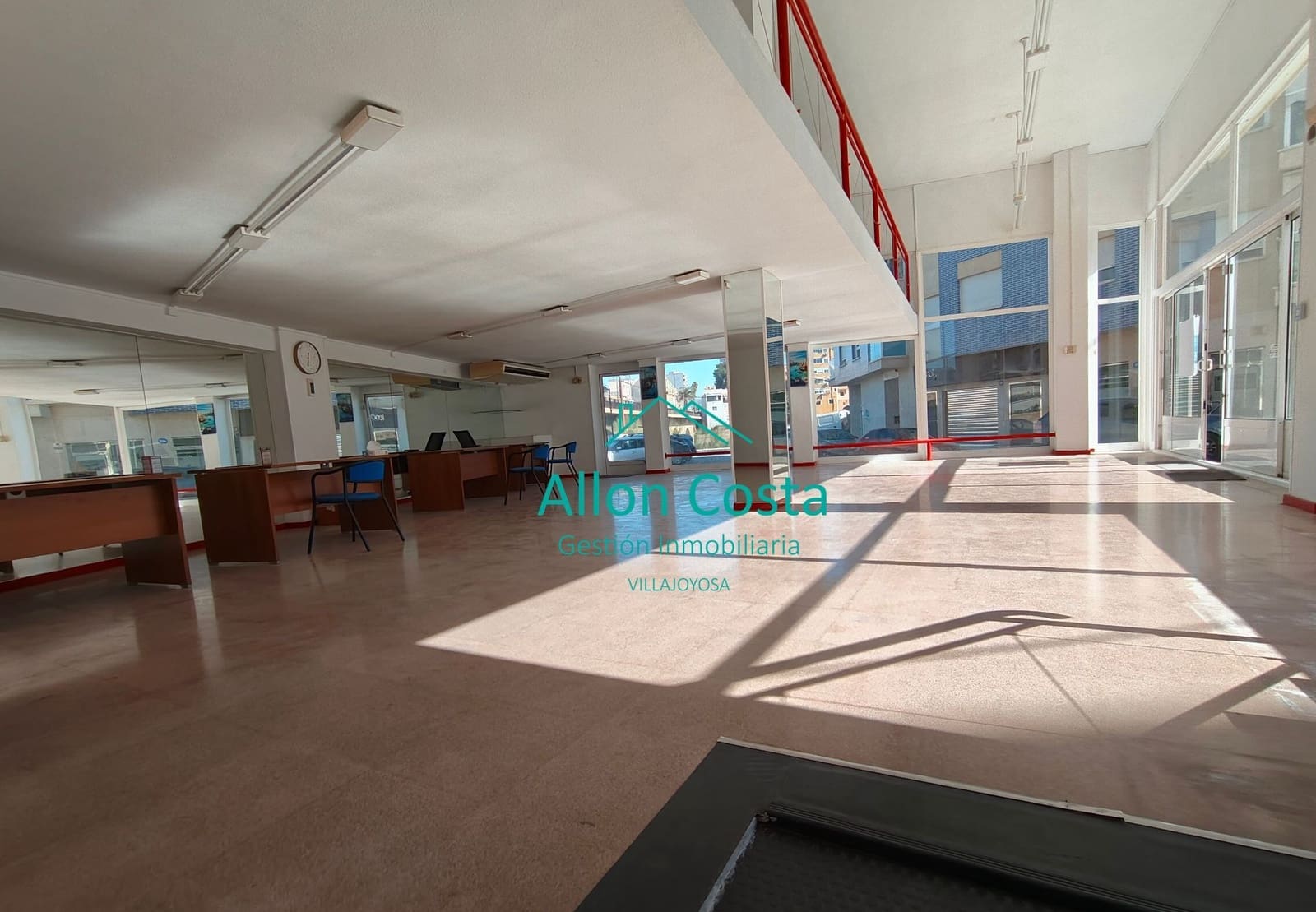 Comercial para venda em La Villajoyosa / Vila Joiosa - 200 000 € (Ref: 9918727)
