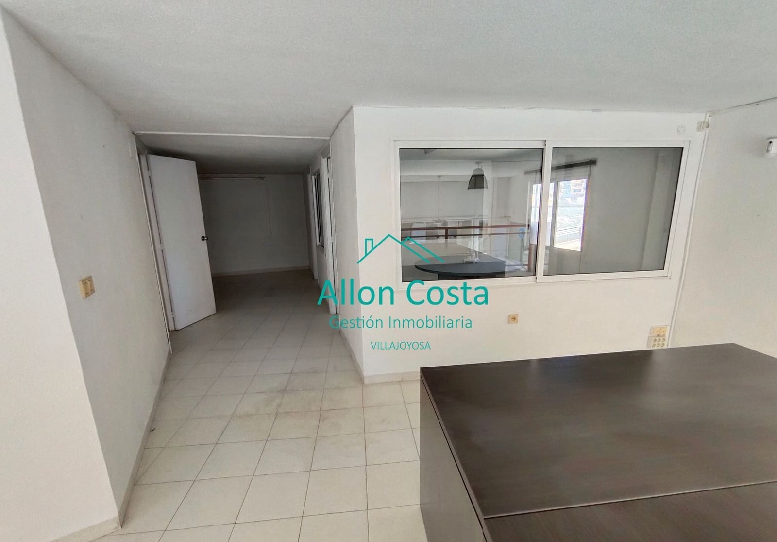 Comercial para venda em La Villajoyosa / Vila Joiosa - 200 000 € (Ref: 9918727)