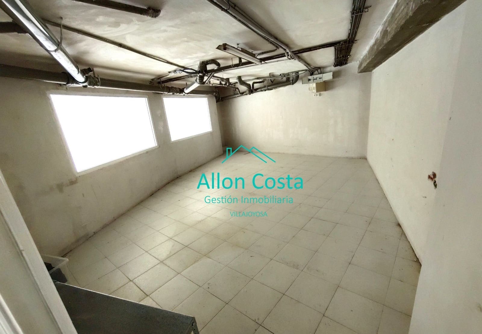 Comercial para venda em La Villajoyosa / Vila Joiosa - 200 000 € (Ref: 9918727)