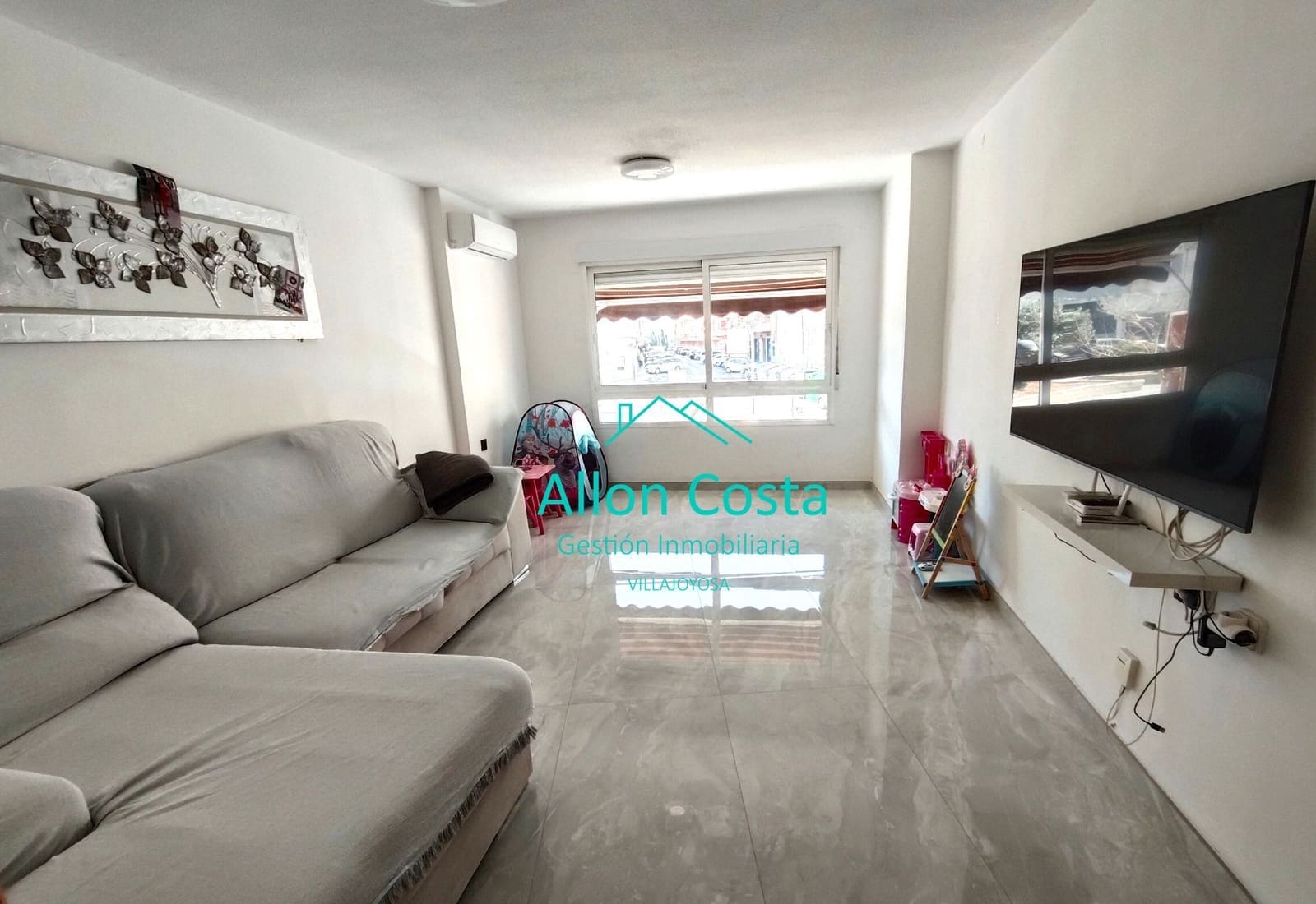 3 bedroom Flat for sale in La Villajoyosa / Vila Joiosa - € 260,000 (Ref: 9918728)