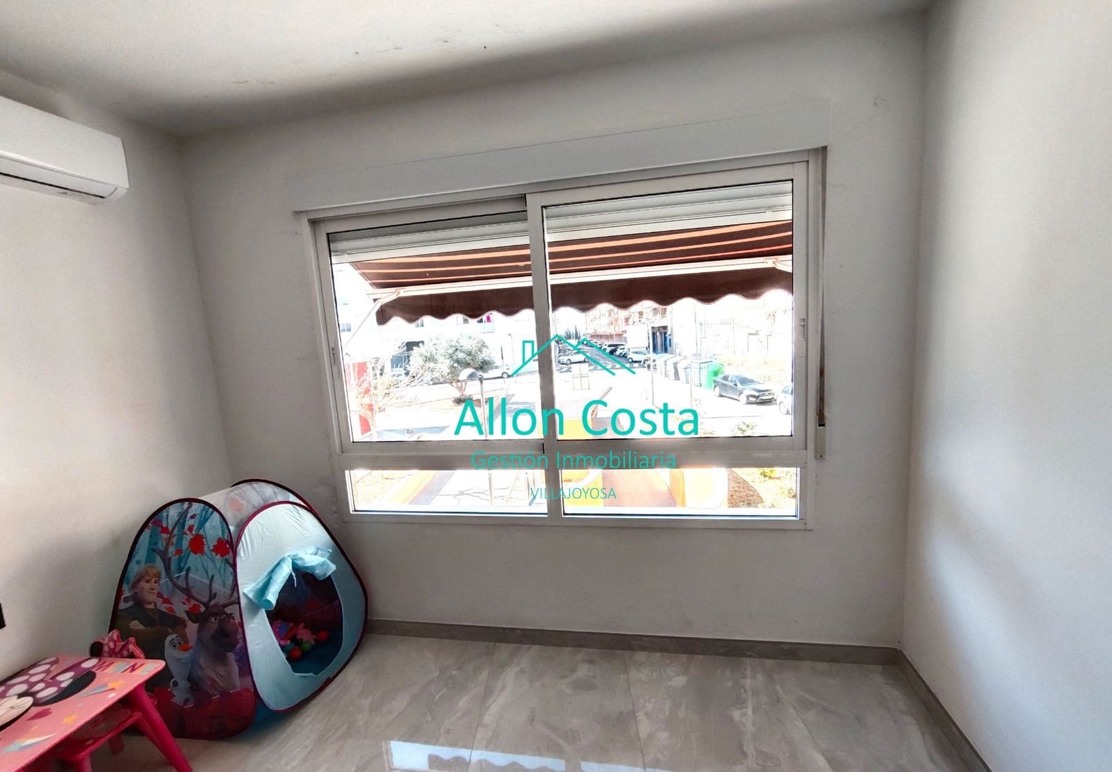 3 bedroom Flat for sale in La Villajoyosa / Vila Joiosa - € 260,000 (Ref: 9918728)