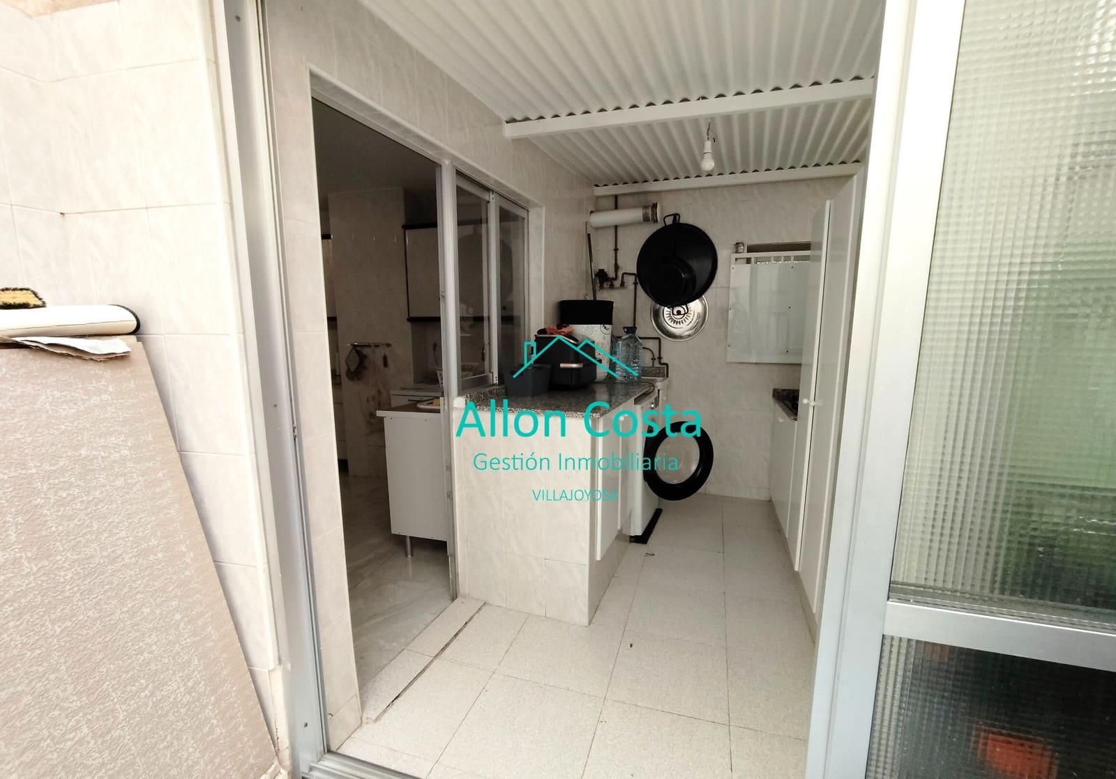 3 bedroom Flat for sale in La Villajoyosa / Vila Joiosa - € 260,000 (Ref: 9918728)