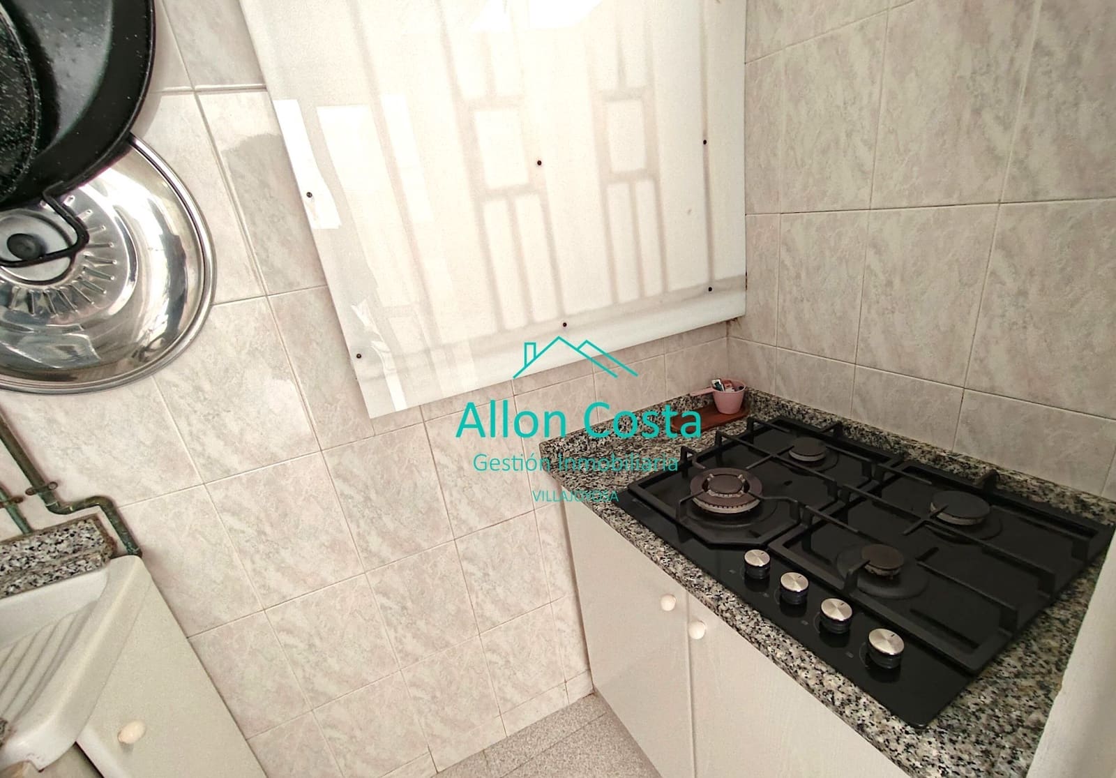 3 bedroom Flat for sale in La Villajoyosa / Vila Joiosa - € 260,000 (Ref: 9918728)