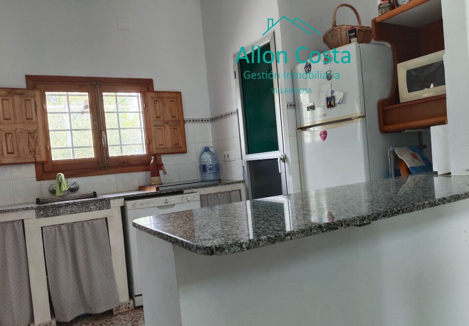 4 sypialnia Finka/Dom wiejski na sprzedaż w Orxeta z basenem garażem - 231 000 € (Ref: 9918731)