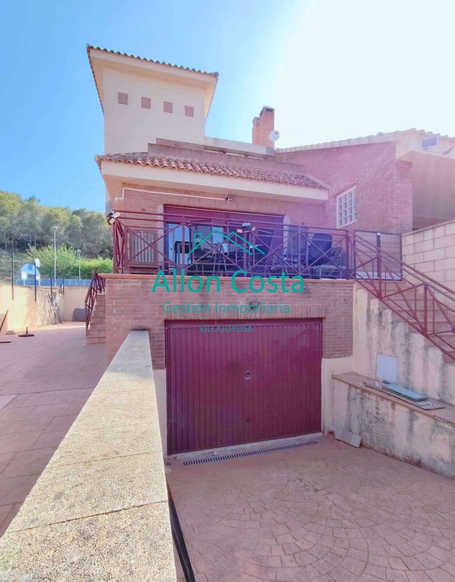 3 soveværelse Bungalow til salg i La Nucia med swimmingpool garage - € 310.000 (Ref: 9930332)