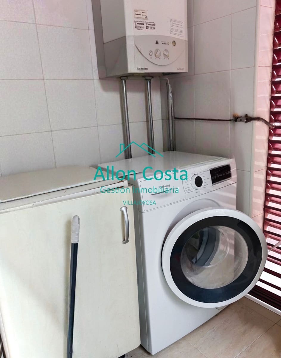 3 soveværelse Bungalow til salg i La Nucia med swimmingpool garage - € 310.000 (Ref: 9930332)