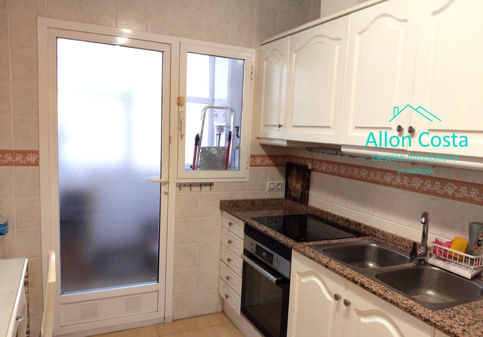2 makuuhuone Asunto vuokrattavana paikassa Alicante kaupunki mukana uima-altaan 
autotalli - 1 000 € (Ref: 9937528)