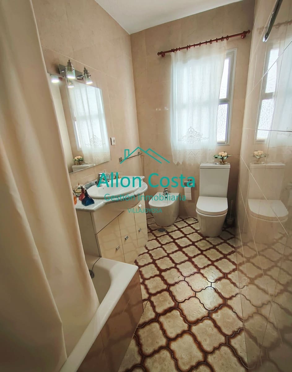 4 sovrum Lägenhet till salu i La Villajoyosa / Vila Joiosa - 240 000 € (Ref: 9951983)