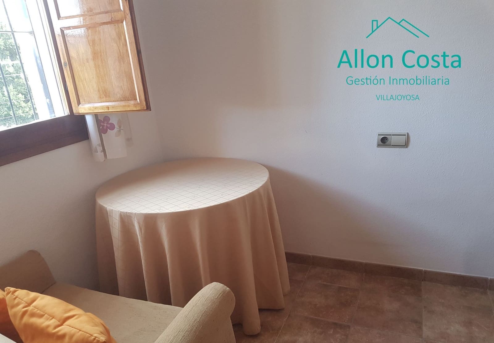 5 bedroom Bungalow for sale in La Villajoyosa / Vila Joiosa with garage - € 345,000 (Ref: 9964914)