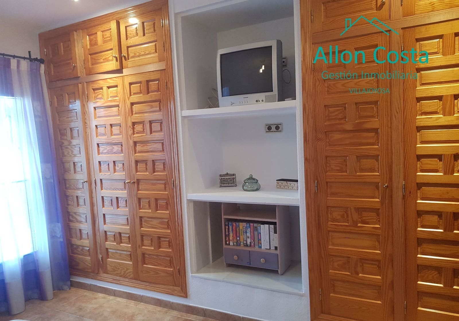 5 bedroom Bungalow for sale in La Villajoyosa / Vila Joiosa with garage - € 345,000 (Ref: 9964914)
