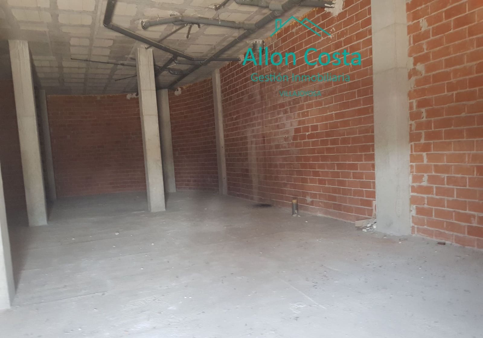 Commercial for sale in La Villajoyosa / Vila Joiosa - € 187,000 (Ref: 9964917)