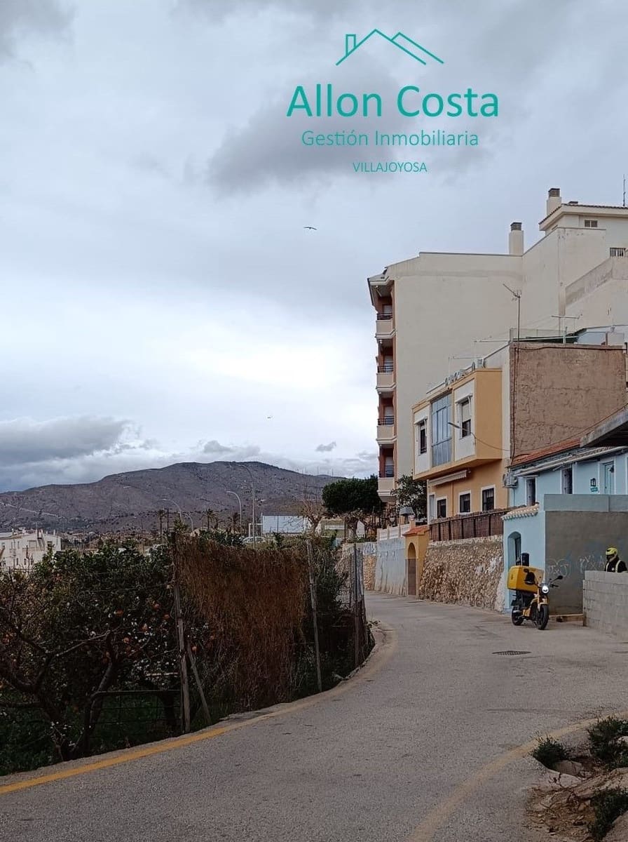 Garage for sale in La Villajoyosa / Vila Joiosa - € 20,000 (Ref: 9964919)