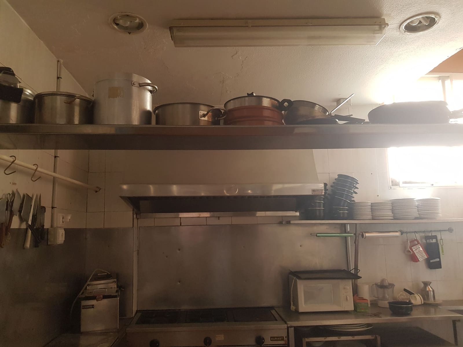 Commercial for sale in La Villajoyosa / Vila Joiosa - € 150,000 (Ref: 9964921)