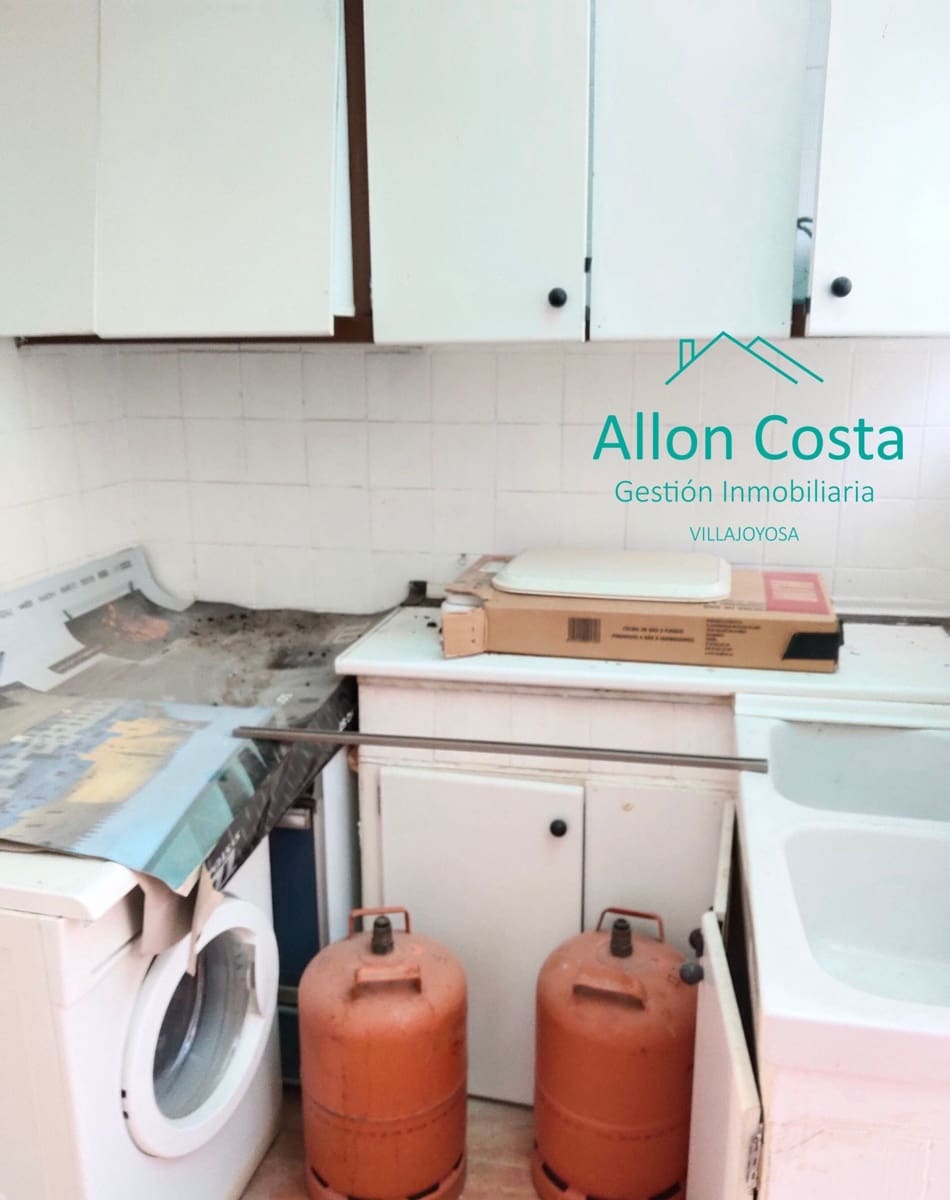 2 bedroom Semi-detached Villa for sale in La Villajoyosa / Vila Joiosa - € 130,000 (Ref: 9964924)