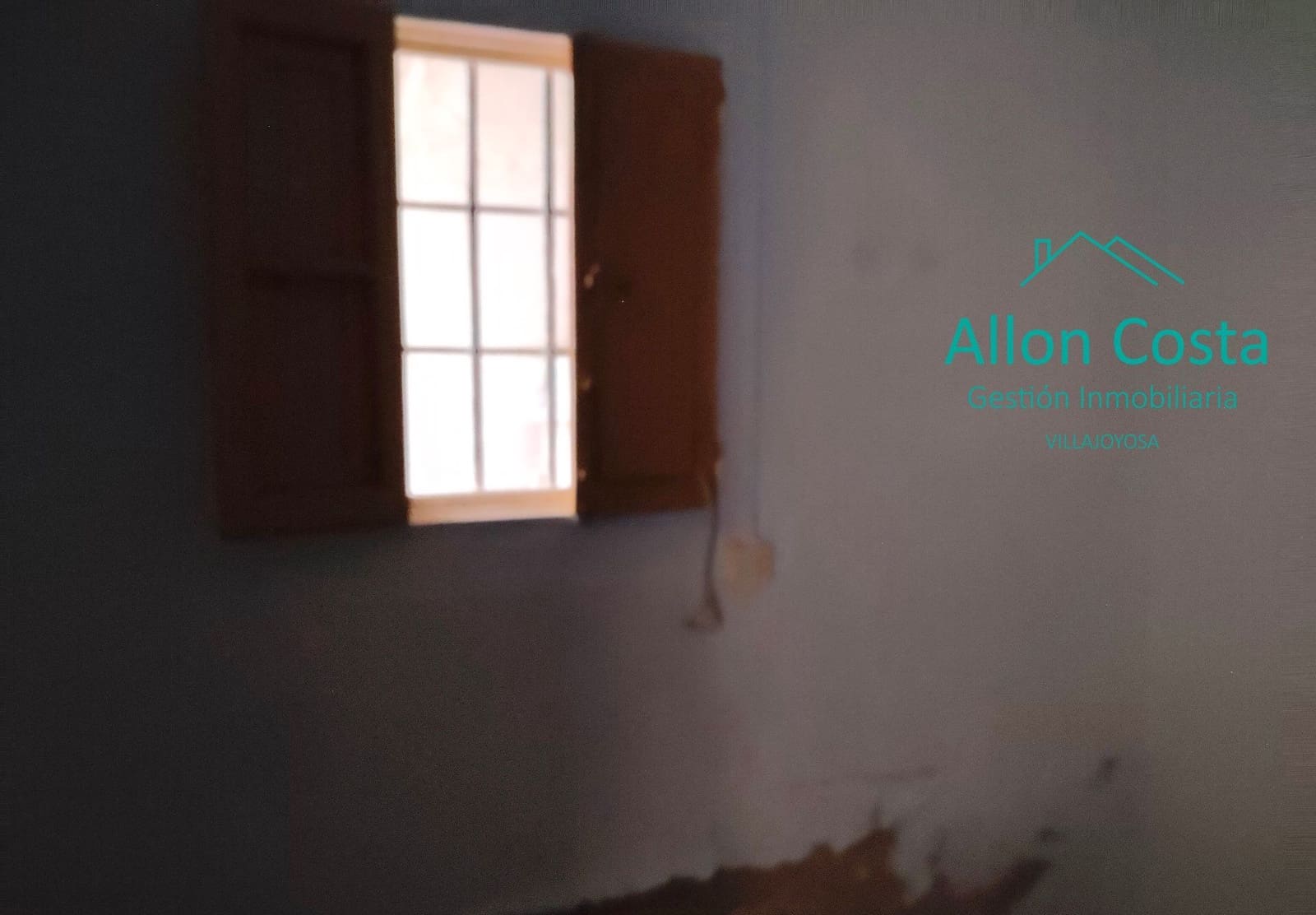 2 bedroom Semi-detached Villa for sale in La Villajoyosa / Vila Joiosa - € 130,000 (Ref: 9964924)