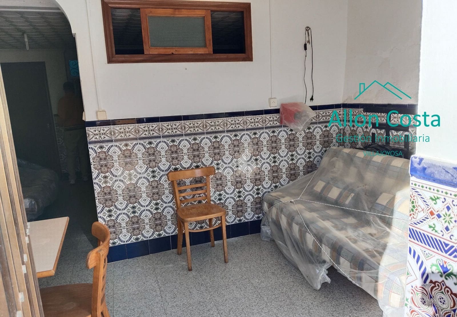 2 bedroom Semi-detached Villa for sale in La Villajoyosa / Vila Joiosa - € 130,000 (Ref: 9964924)
