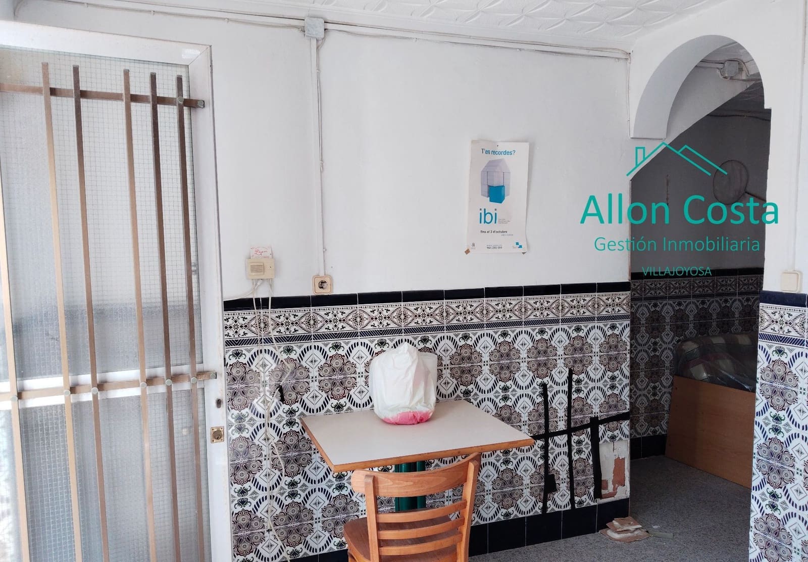 2 bedroom Semi-detached Villa for sale in La Villajoyosa / Vila Joiosa - € 130,000 (Ref: 9964924)
