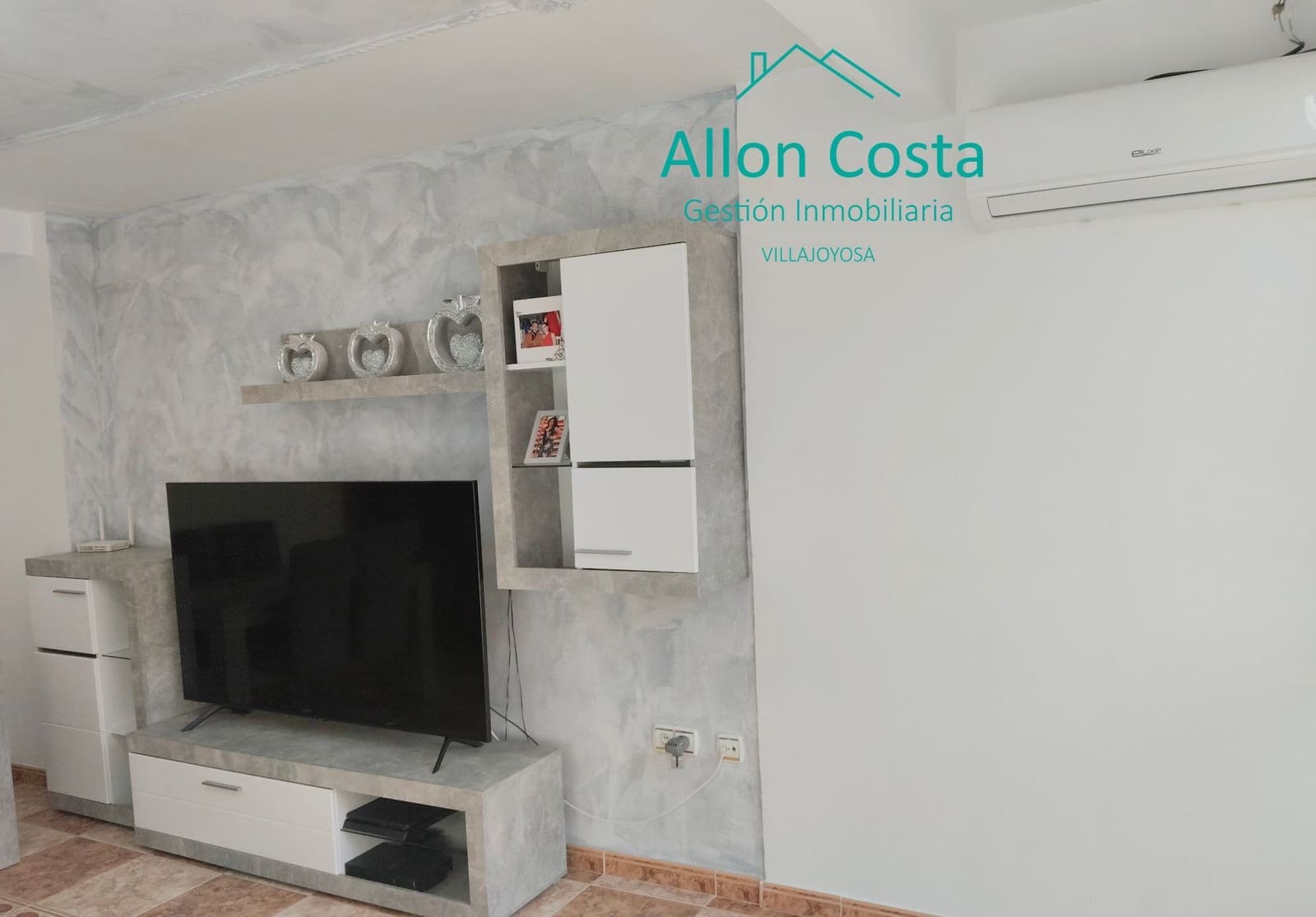 3 bedroom Flat for sale in La Villajoyosa / Vila Joiosa - € 160,000 (Ref: 9964926)