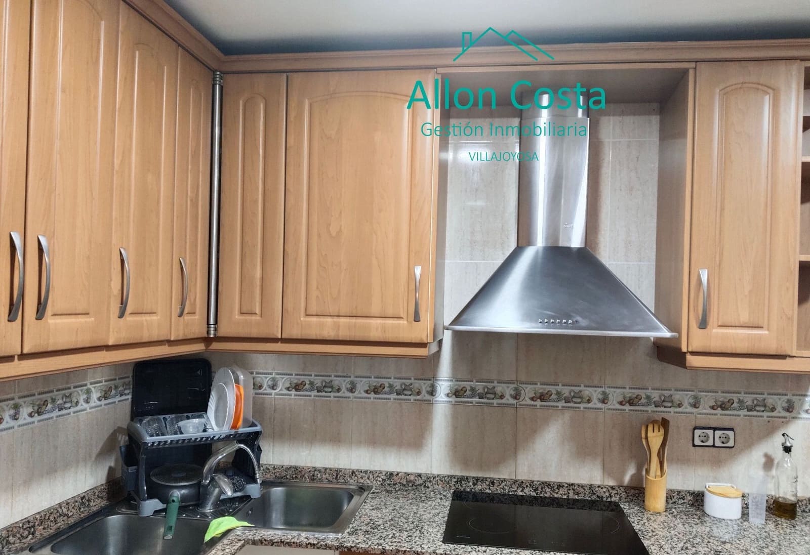 3 bedroom Flat for sale in La Villajoyosa / Vila Joiosa - € 160,000 (Ref: 9964926)