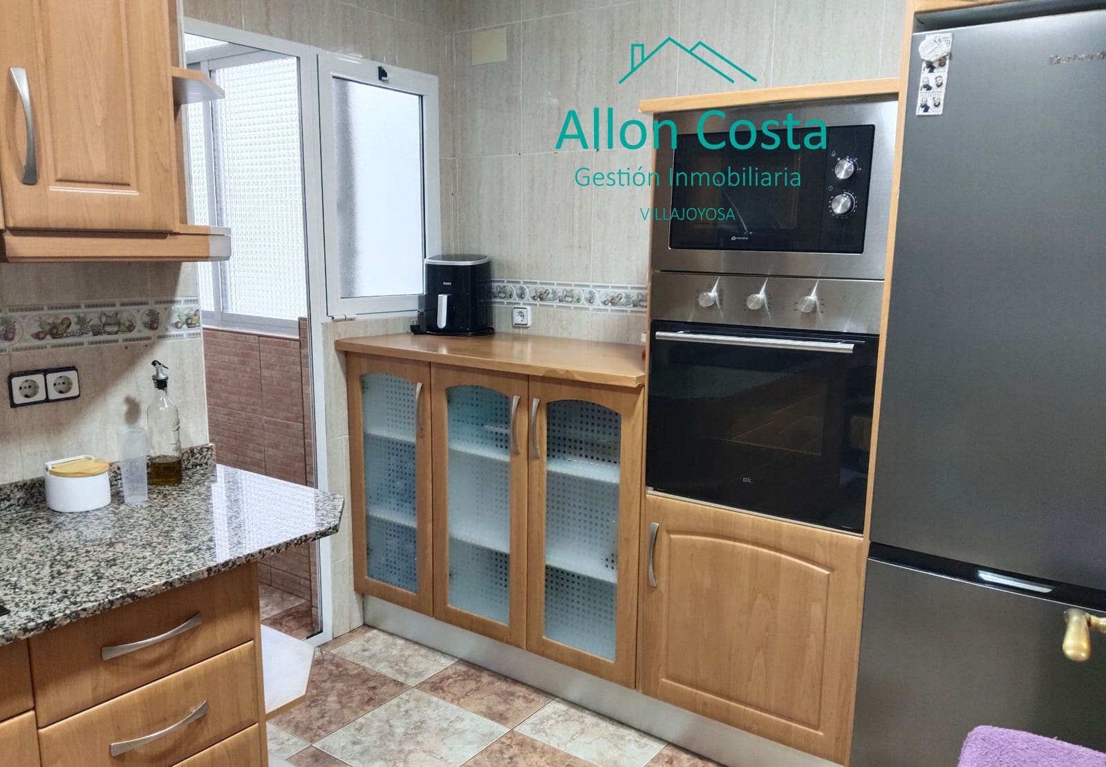 3 bedroom Flat for sale in La Villajoyosa / Vila Joiosa - € 160,000 (Ref: 9964926)