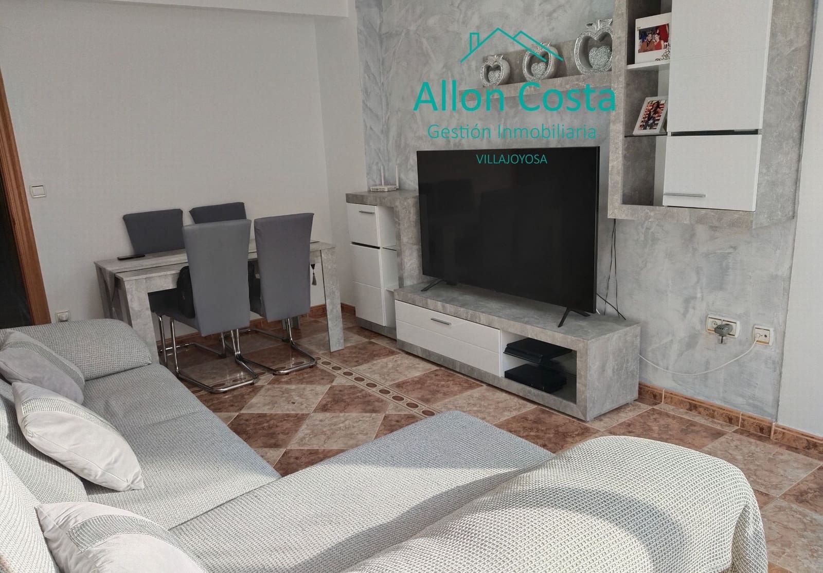 3 bedroom Flat for sale in La Villajoyosa / Vila Joiosa - € 160,000 (Ref: 9964926)