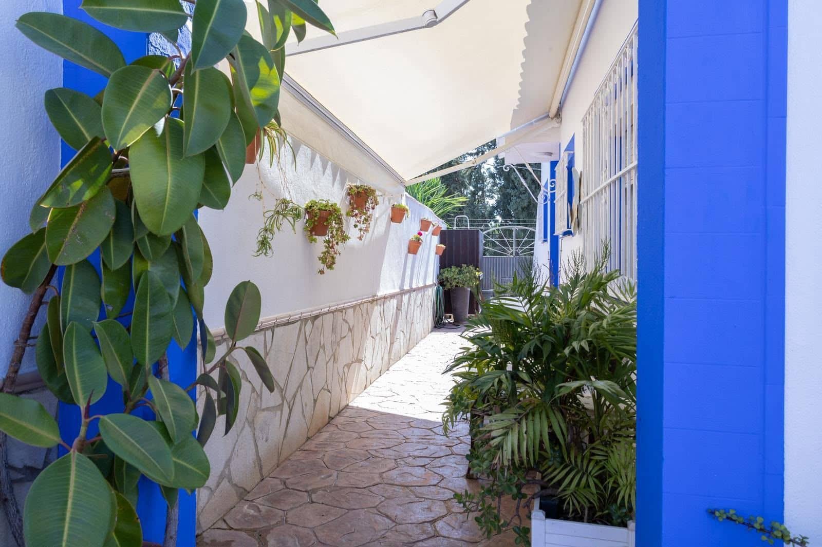 2 quarto Moradia para venda em Marbella com piscina garagem - 645 000 € (Ref: 10017035)
