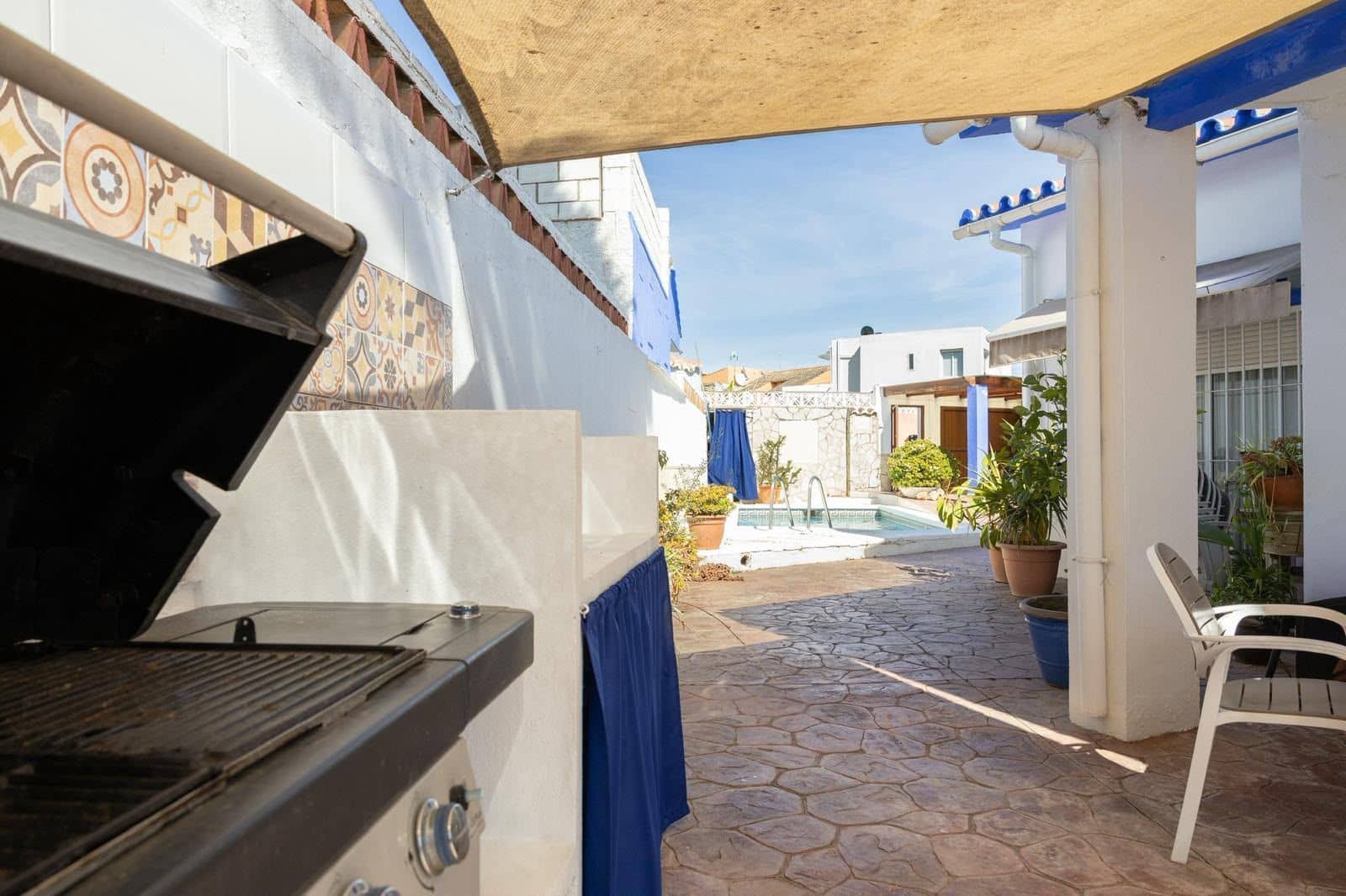 2 quarto Moradia para venda em Marbella com piscina garagem - 645 000 € (Ref: 10017035)