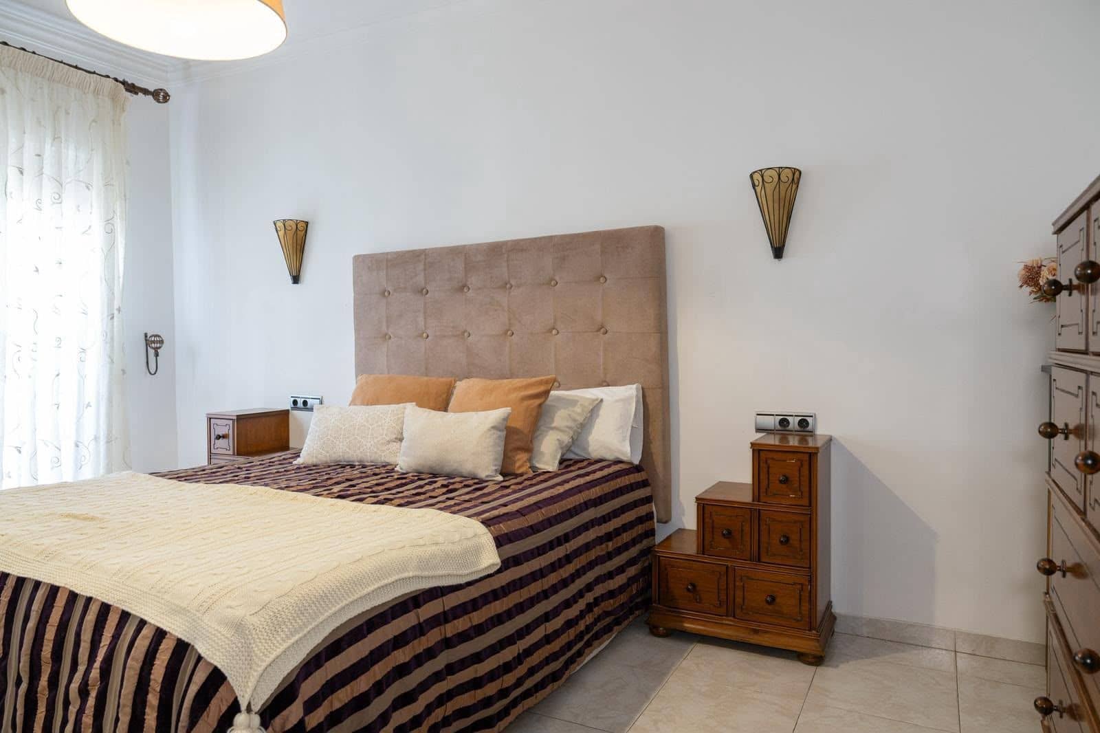 2 quarto Moradia para venda em Marbella com piscina garagem - 645 000 € (Ref: 10017035)