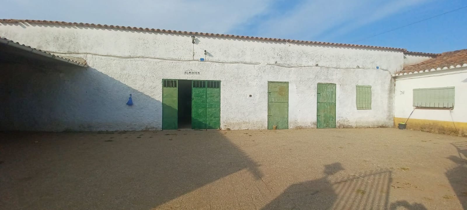 Finca/Landhuis te koop in Santa Olalla del Cala met garage - € 1.000.000 (Ref: 10080374)