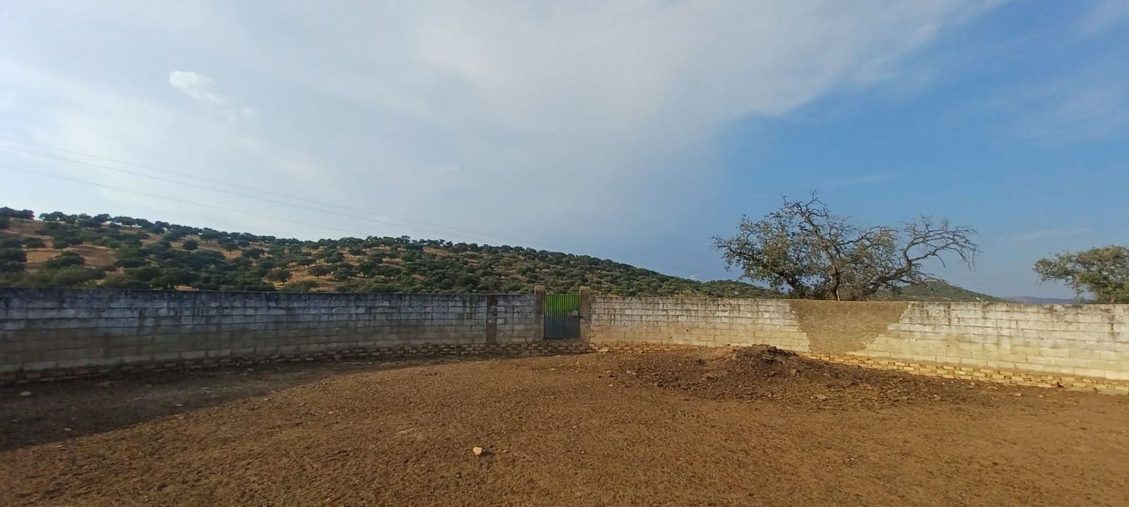 Finca/Landhuis te koop in Santa Olalla del Cala met garage - € 1.000.000 (Ref: 10080374)