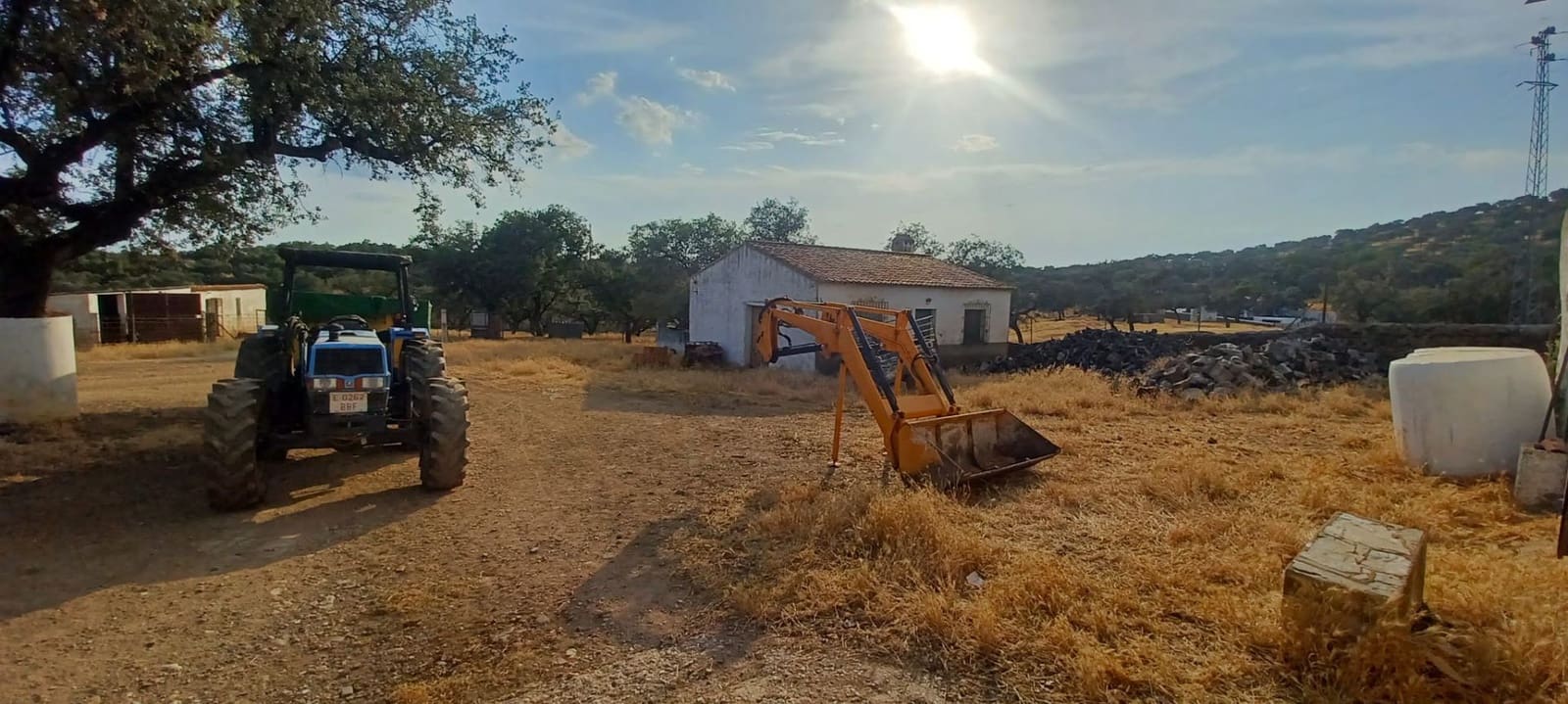 Finca/Landhuis te koop in Santa Olalla del Cala met garage - € 1.000.000 (Ref: 10080374)