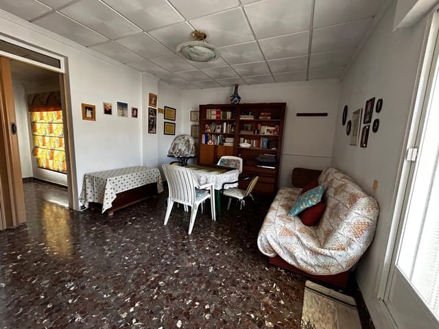 4 soveværelse Byhus til salg i Andújar - € 139.900 (Ref: 10175348)