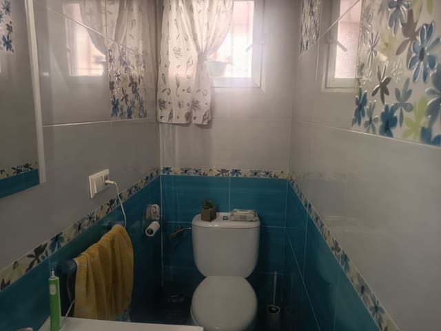 4 chambre Appartement à vendre à Grenade ville avec garage - 219 900 € (Ref: 10175371)