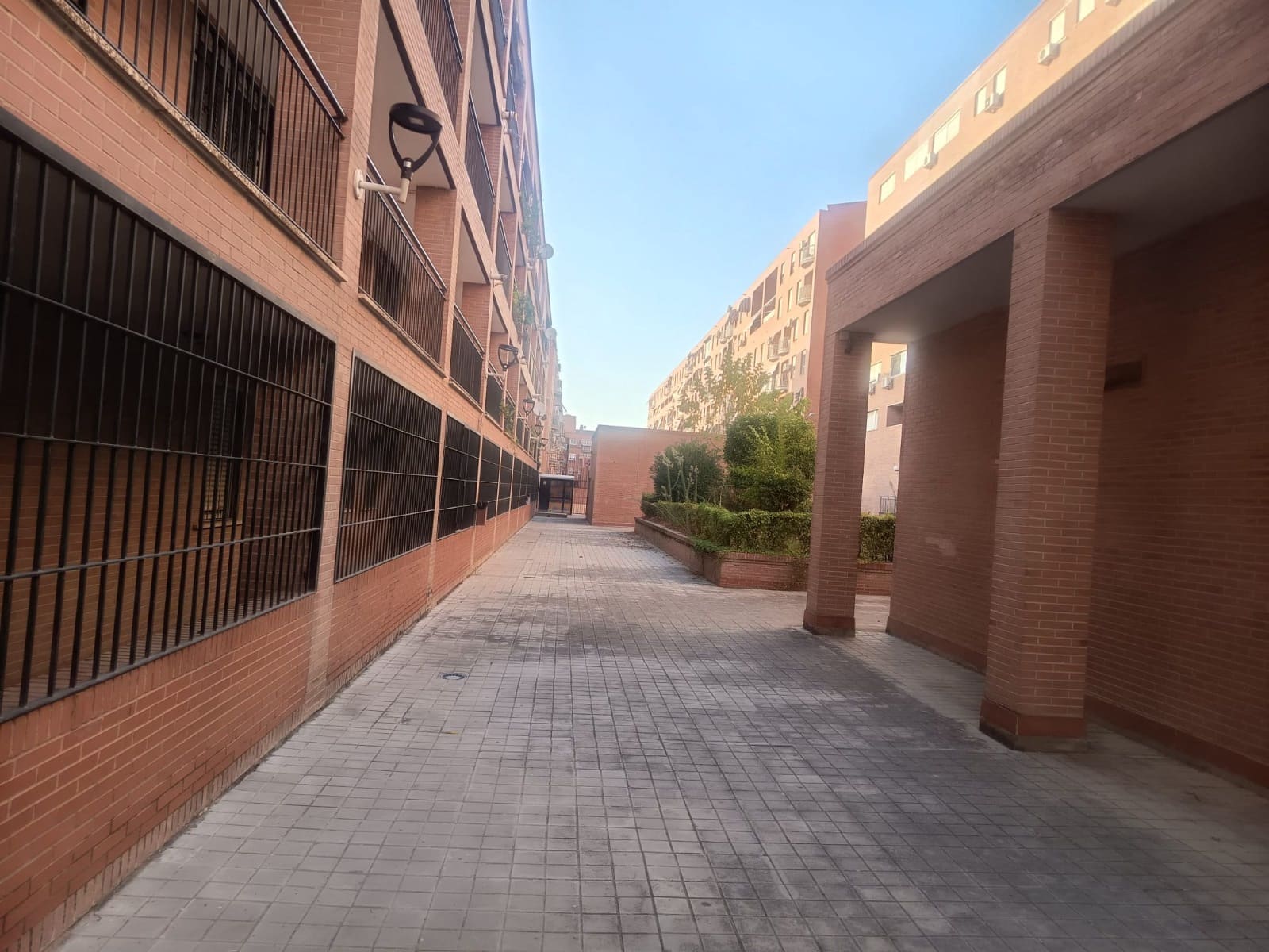 4 soverom Leilighet til salgs i Granada by med garasje - € 219 900 (Ref: 10175371)