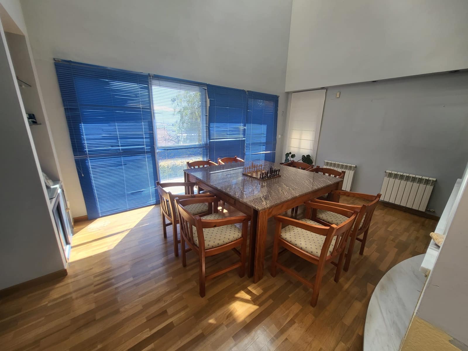 Villa til salgs i Albolote med svømmebasseng garasje - € 410 000 (Ref: 10175380)