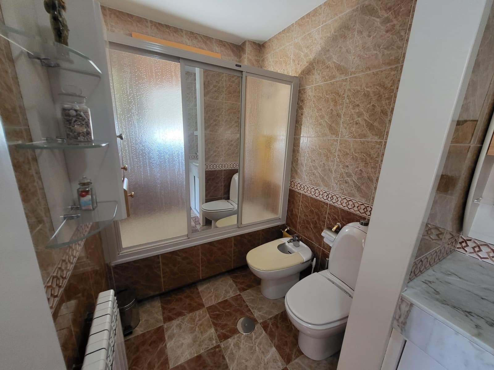 Villa til salgs i Albolote med svømmebasseng garasje - € 410 000 (Ref: 10175380)