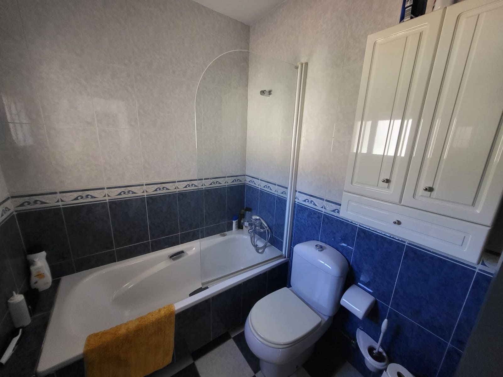 Villa til salgs i Albolote med svømmebasseng garasje - € 410 000 (Ref: 10175380)