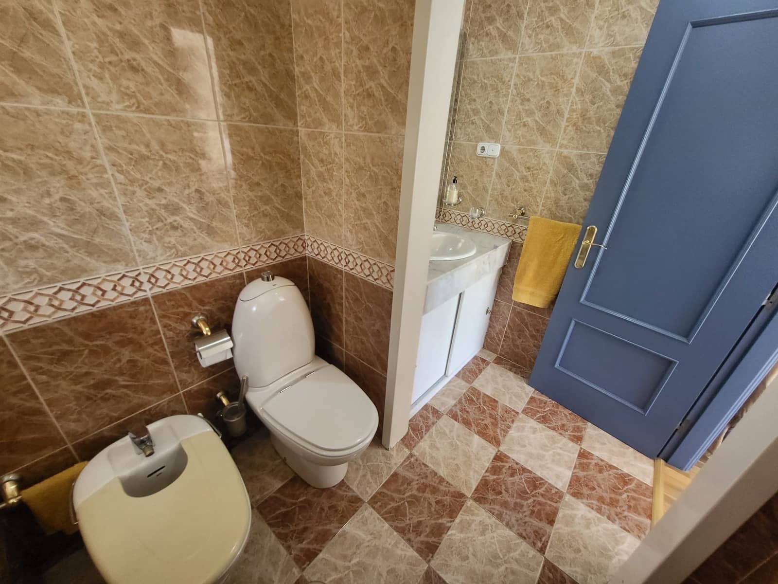Villa til salgs i Albolote med svømmebasseng garasje - € 410 000 (Ref: 10175380)