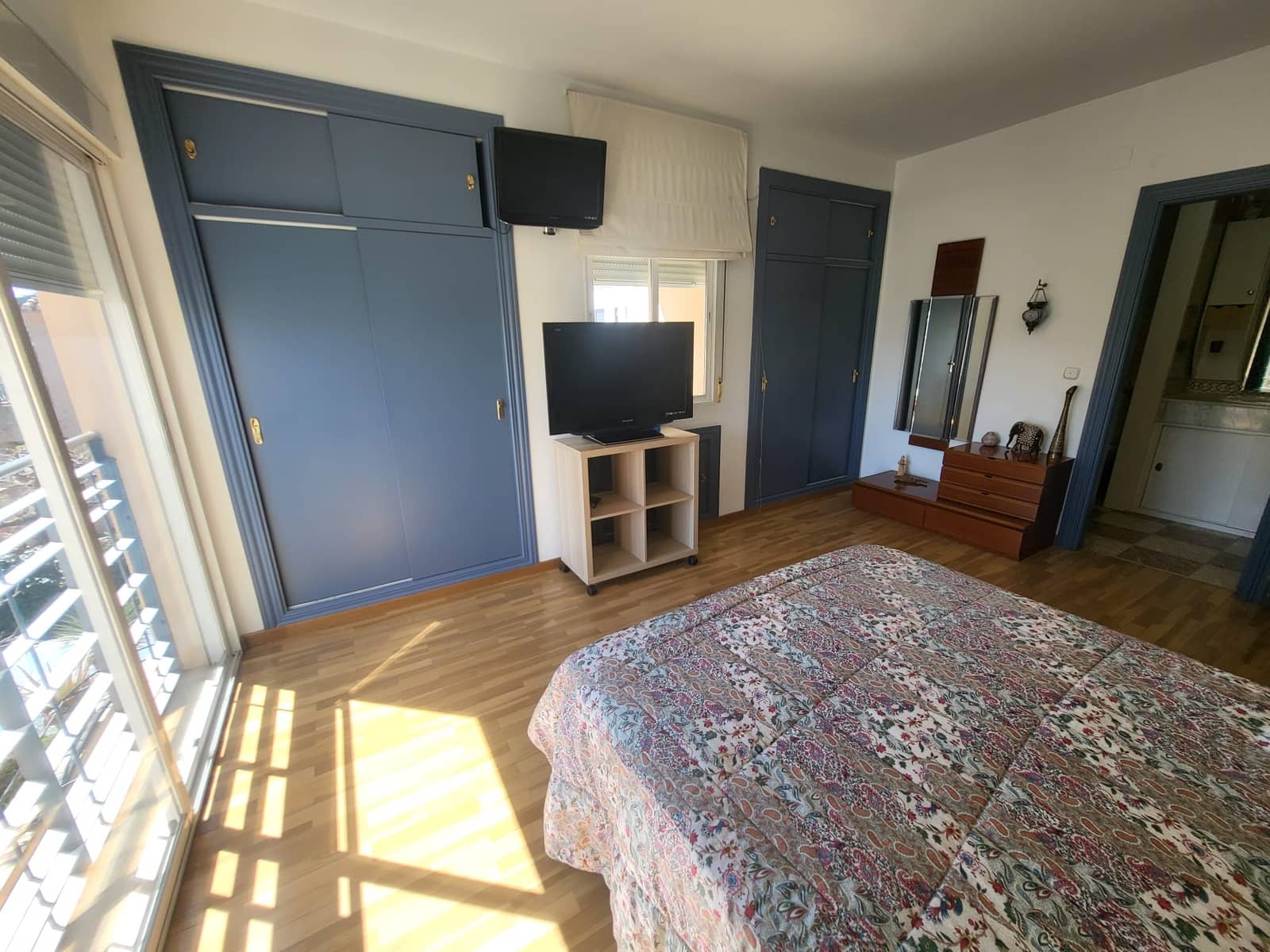 Villa til salgs i Albolote med svømmebasseng garasje - € 410 000 (Ref: 10175380)