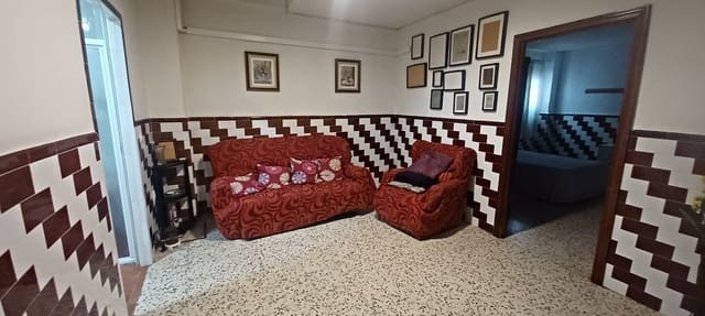 Apartament na sprzedaż w Castilblanco de los Arroyos - 155 000 € (Ref: 10175381)
